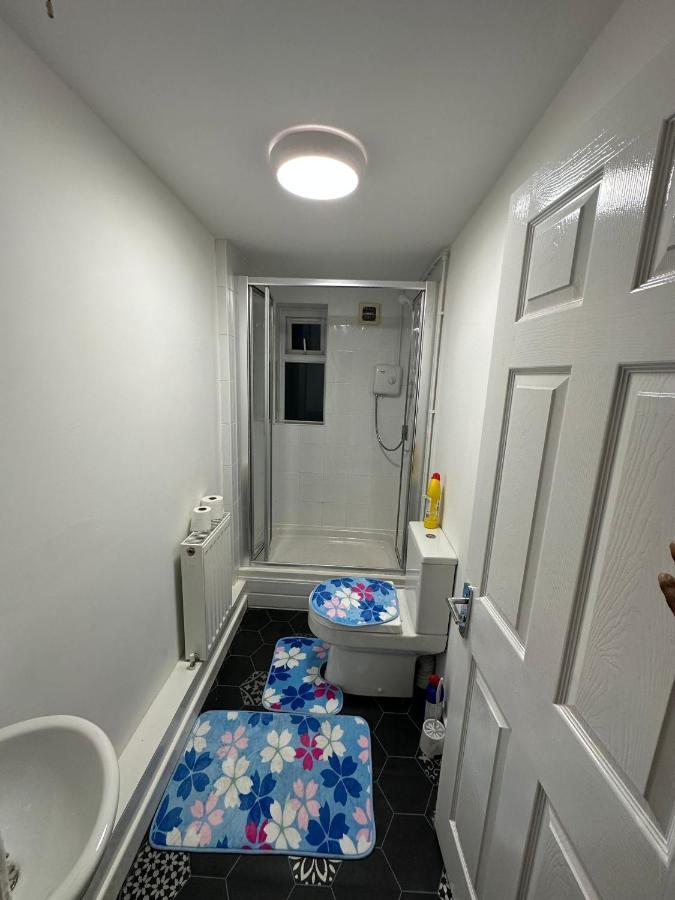 Liberty With Sharing Toilet And Kitchen